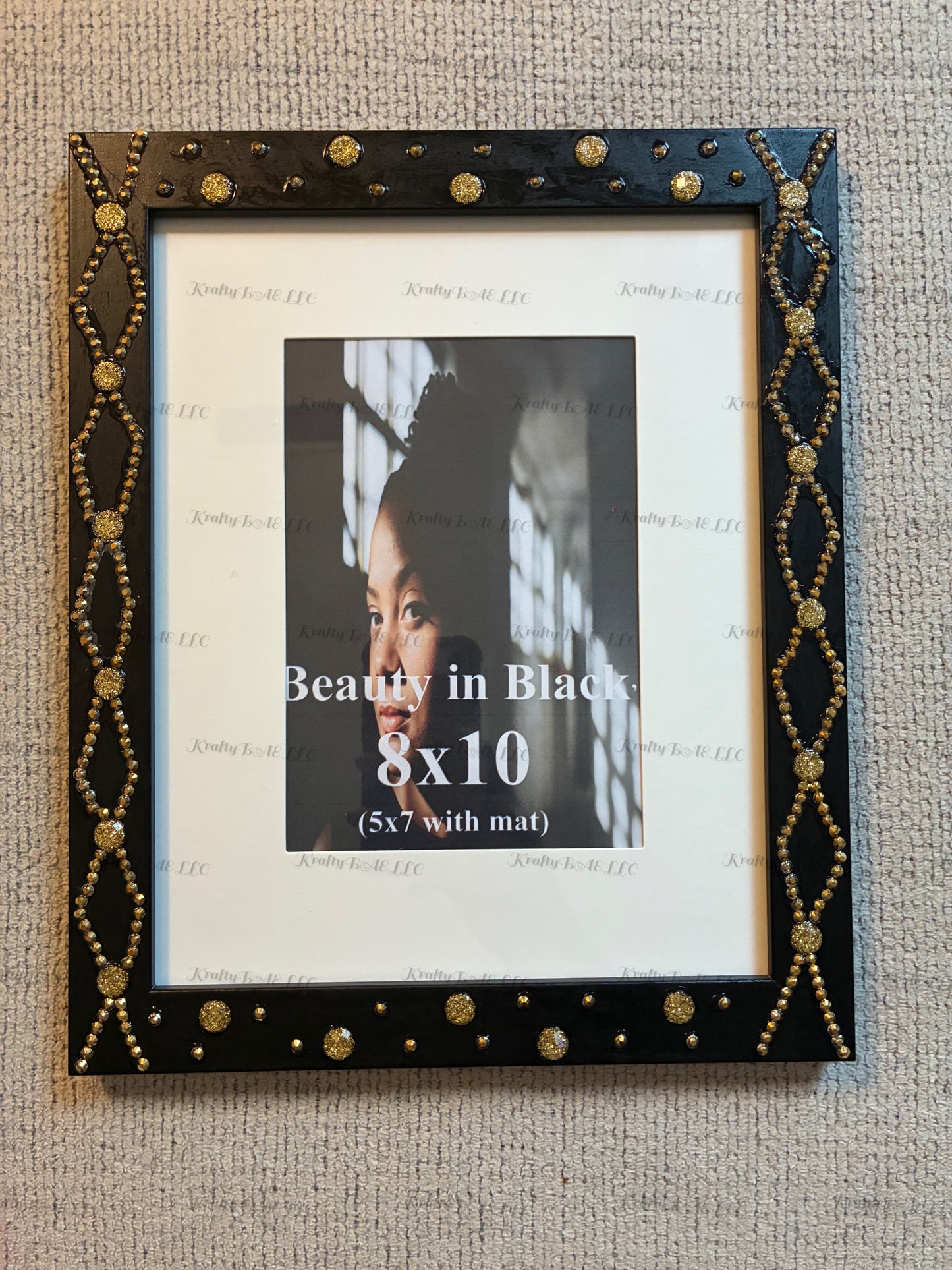 8x10/5x7 Picture frame – ‘Beauty in Black’